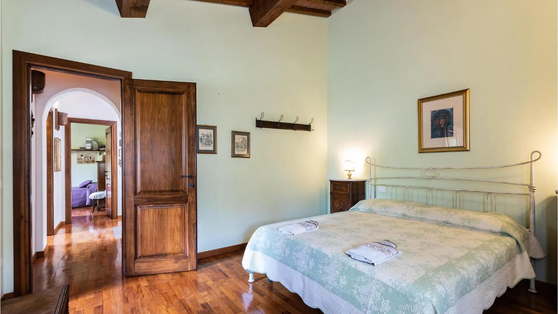 Casa vacanze 2 Bedroom Lovely Home In Montecastello Italia